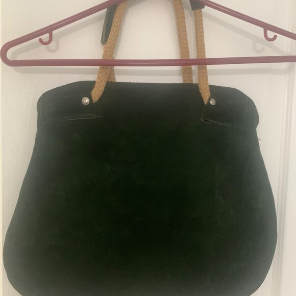 Suede suit - Picture 11 of 11